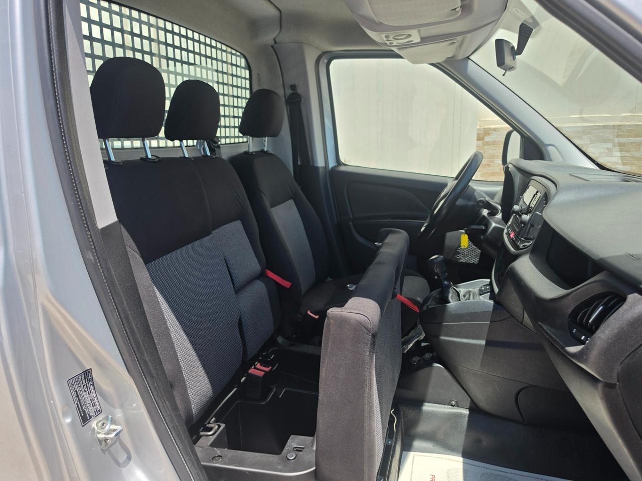 Fiat Doblò 1.6 MJT 105CV Work-Up 3 posti