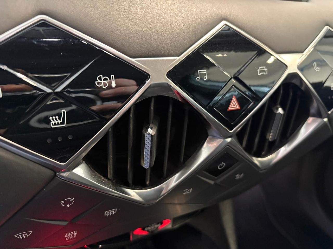 Ds DS3 OPERA BlueHDi 130 aut. SPOTICAR