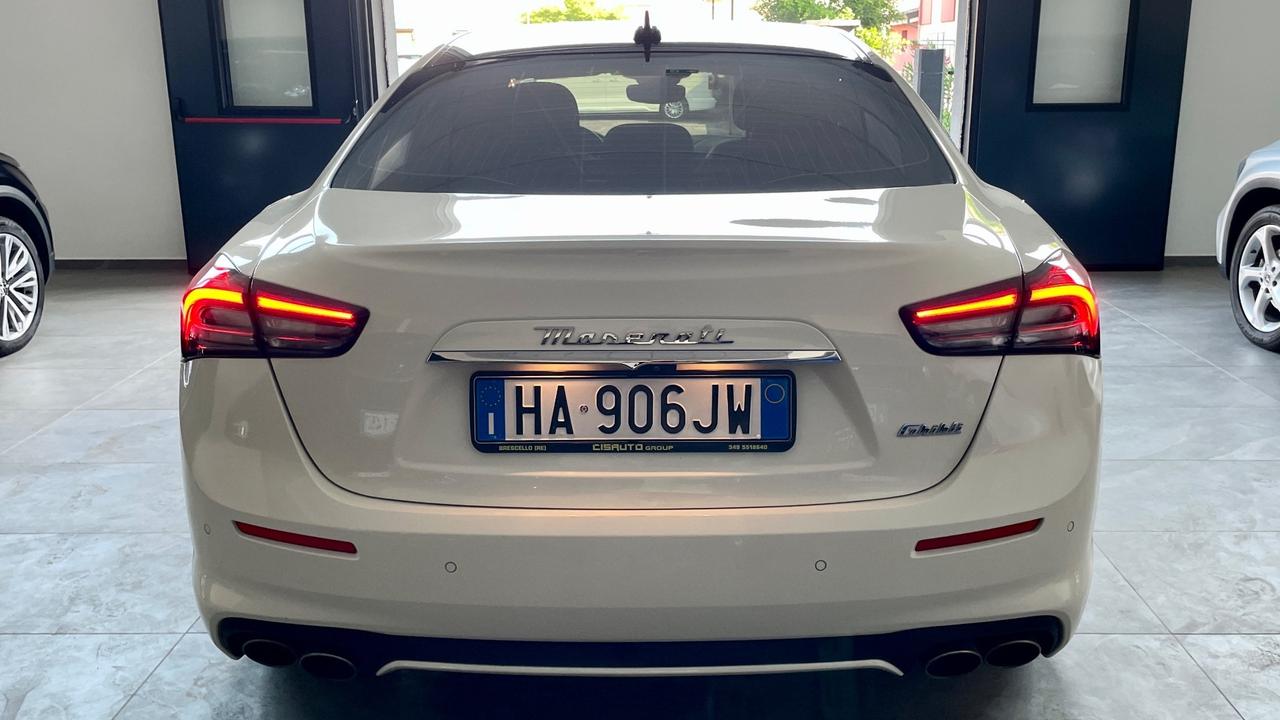 MASERATI GHIBLI 2.0 GRANSPORT MHEV 330 CV - FULL LED, PELLE, SEDILI ELETTRICI