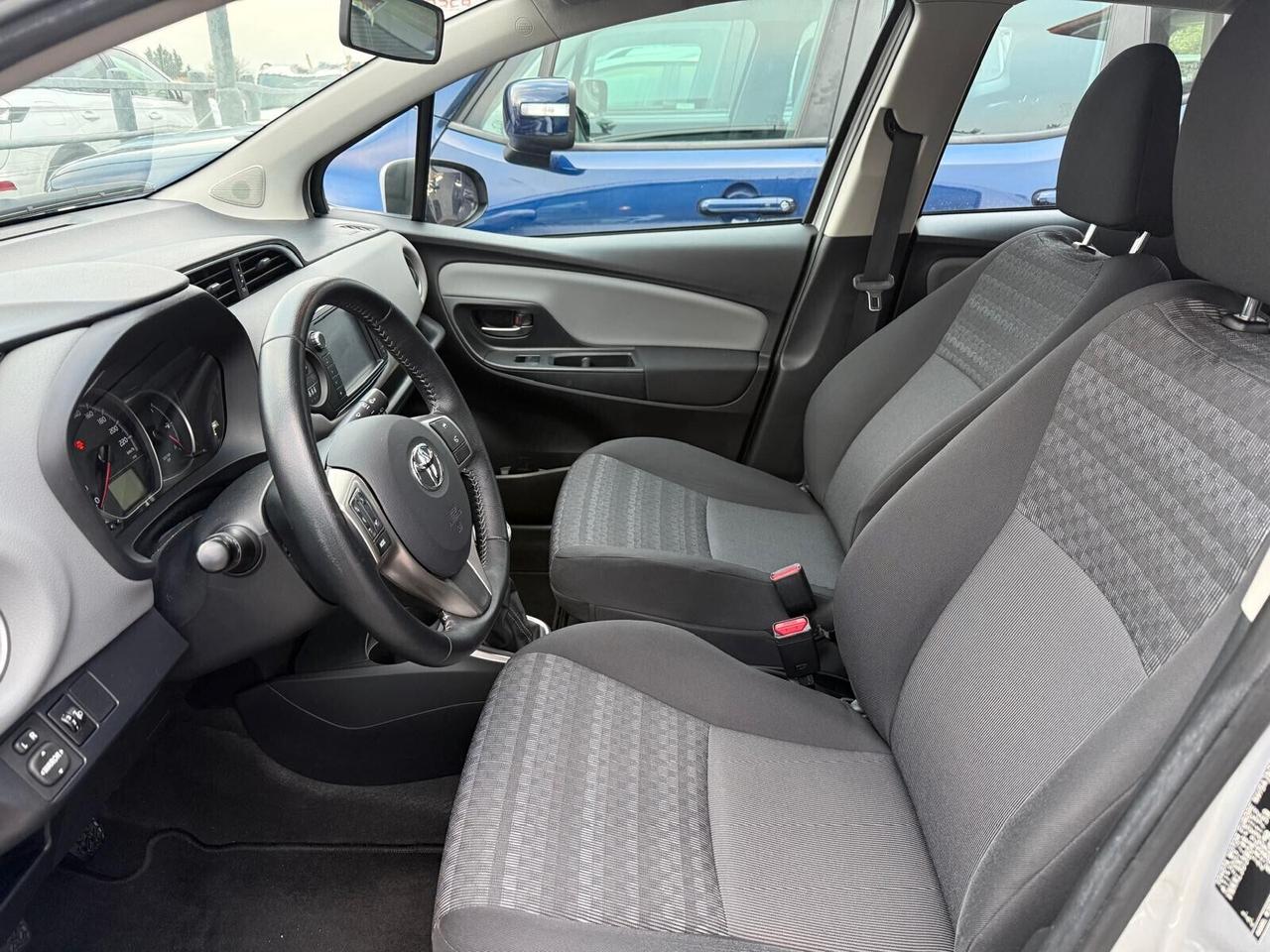 Toyota Yaris 1.0 benzina Neopatentati