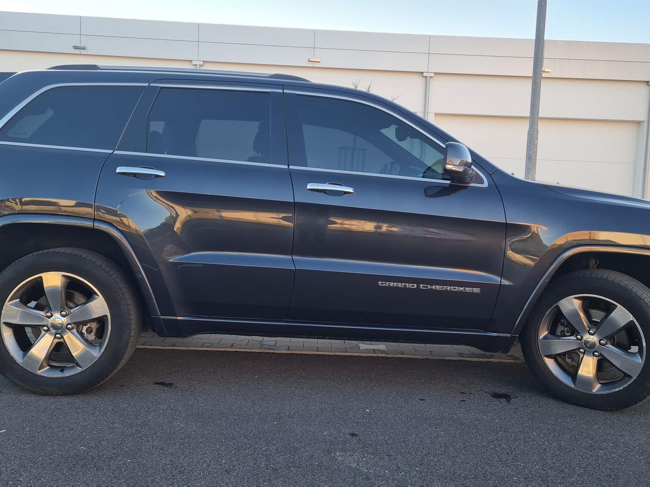 Jeep Grand Cherokee 3.0 V6 CRD Overland #9186