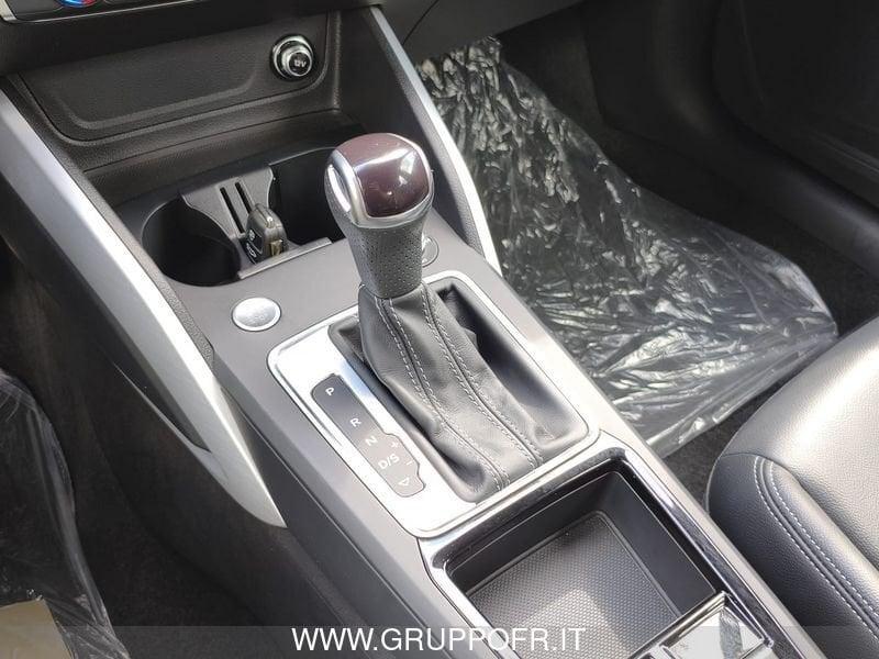 Audi Q2 35 TDI S tronic Identity Black