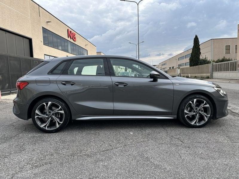 Audi A3 Sportback 35 TDI S tronic S line Edition