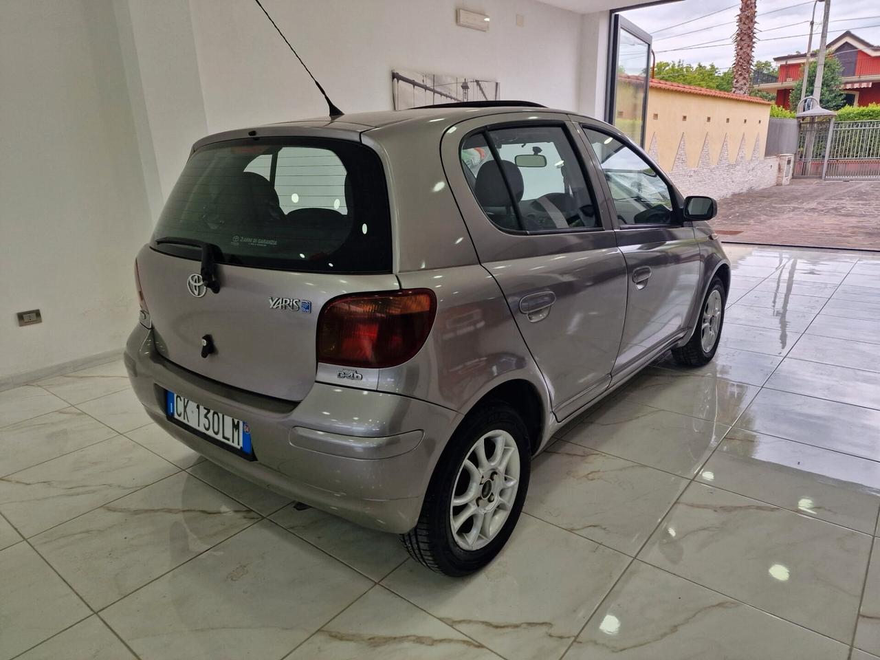 Toyota Yaris 1.4 tdi D-4D cat 5 porte NEOPATENTATI