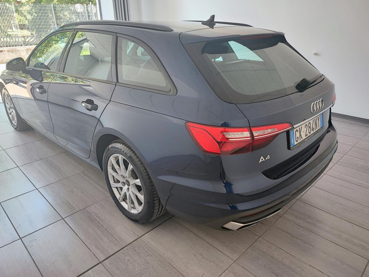 Audi A4 Avant 35 TDI/163 CV S tronic line edition