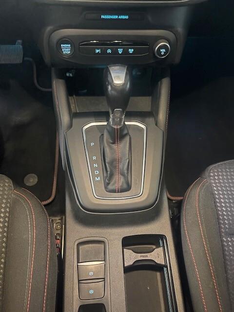 Ford Focus 1.0 EcoBoost Hybrid 155 CV Powershift 5p. ST-Line