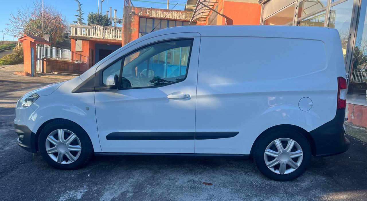Ford Transit Courier 1.5 TDCI 75 CV-solo km 81000-