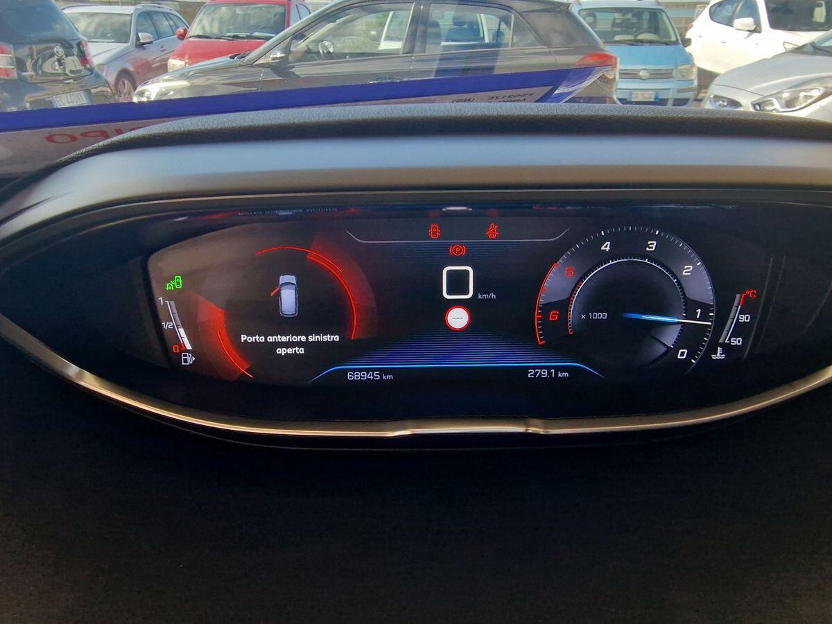 PEUGEOT 3008 1.5 DIESEL 130CV GT - LINE