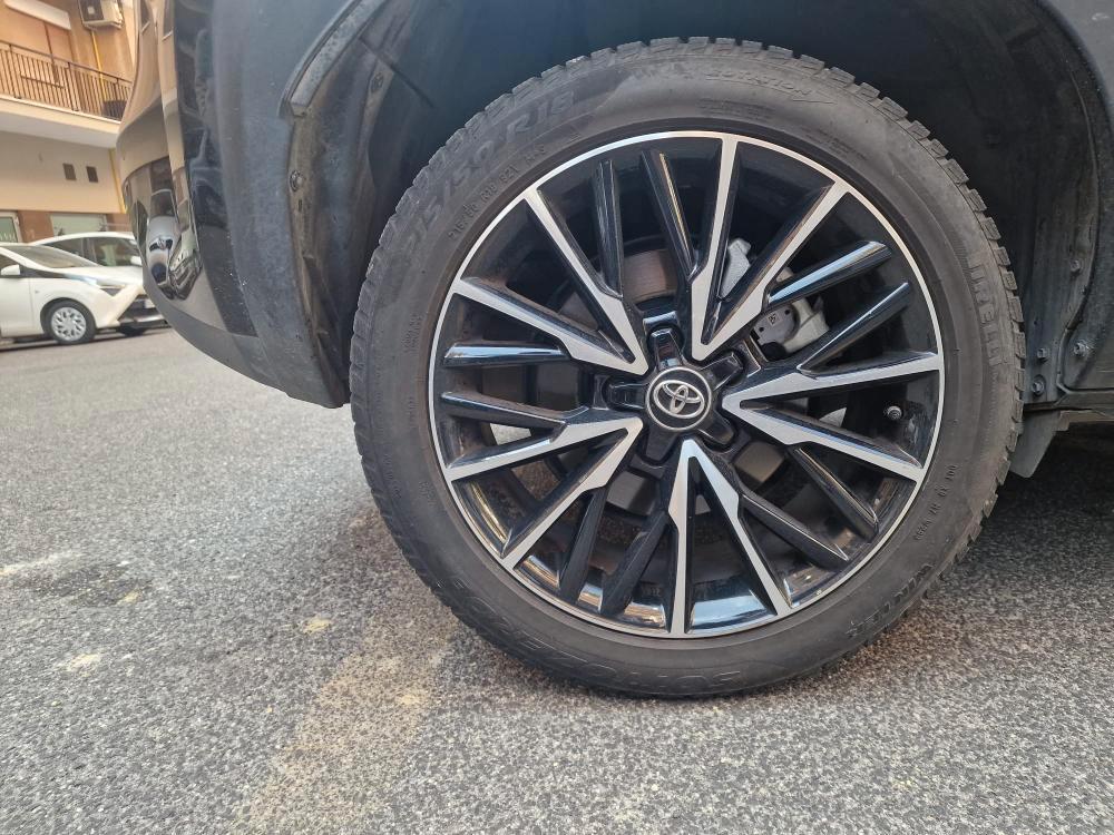 Toyota Yaris Cross 1.5h Lounge fwd 116cv e-cvt