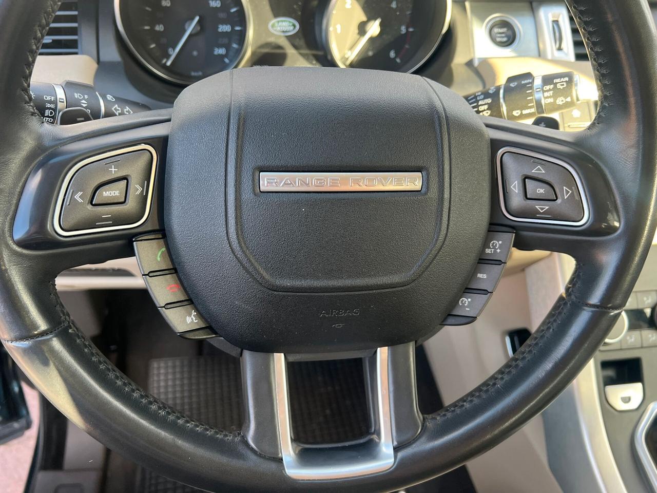 Land Rover Range Evoque 2.0 TD4 150 CV 5p. SE Dynamic