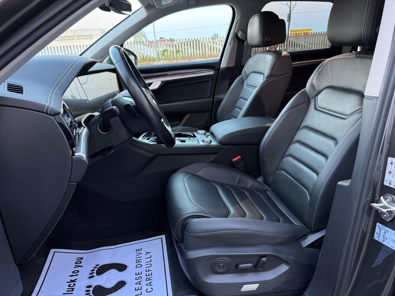 Volkswagen Touareg 3.0 V6 TDI 231cv Garanzia
