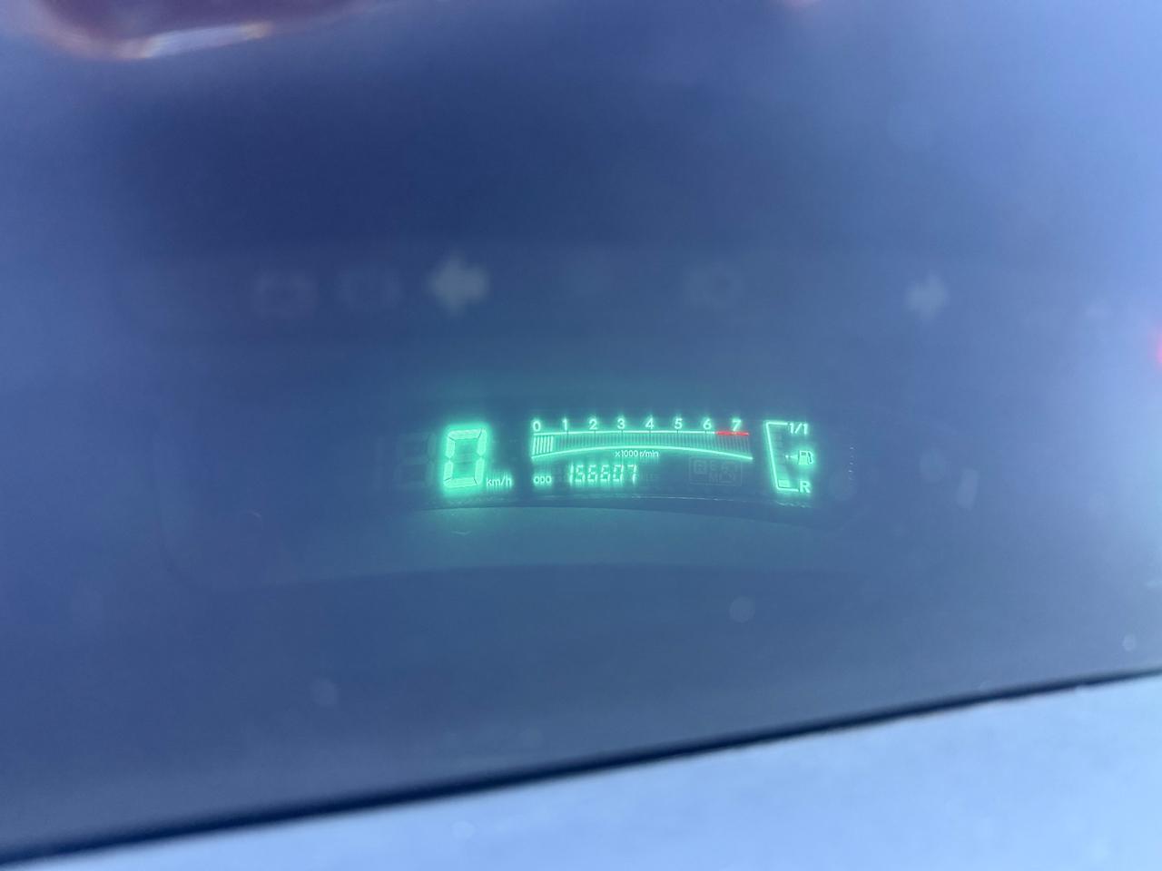 Toyota Yaris 1.3benz 2008 156.000km per neopatentati