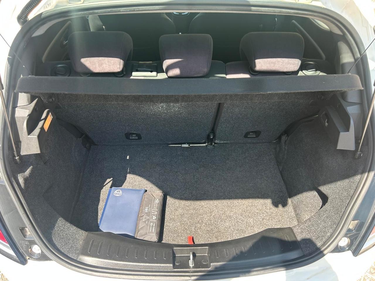 Lancia Ypsilon 1.2 69 CV 5 porte S&S Gold