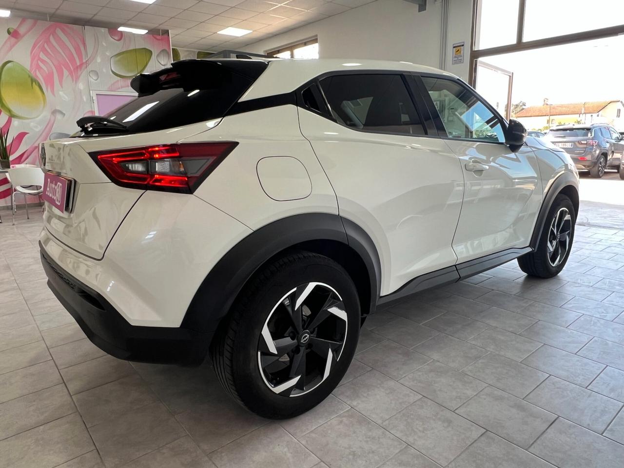 Nissan Juke 1.0 DIG-T 114 CV N-Connecta