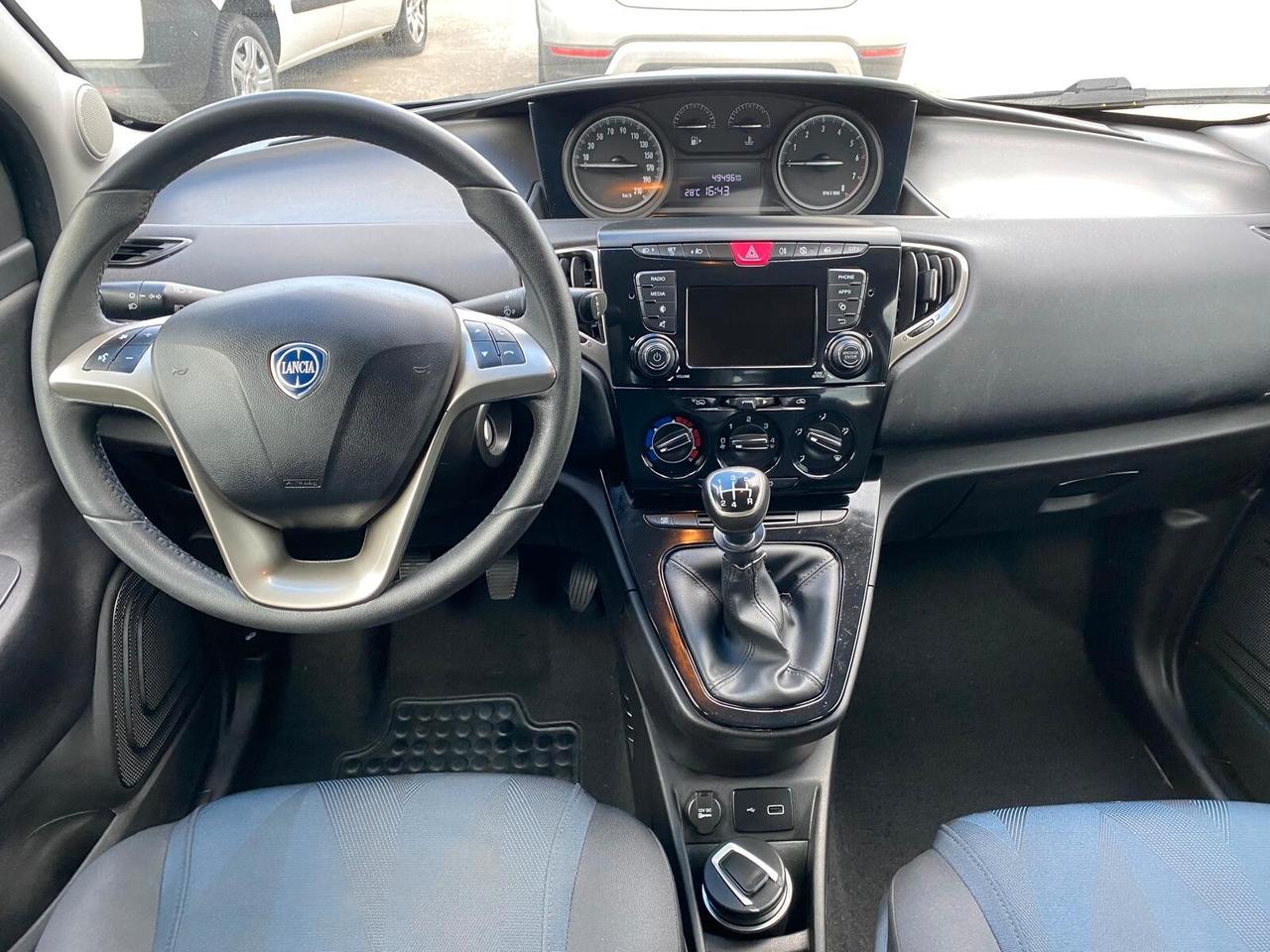 Lancia Ypsilon 1.2 69 CV 5 porte Gold