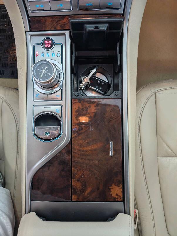 Jaguar XF 2.7d Luxury auto UNI-PROPRIETARIO!