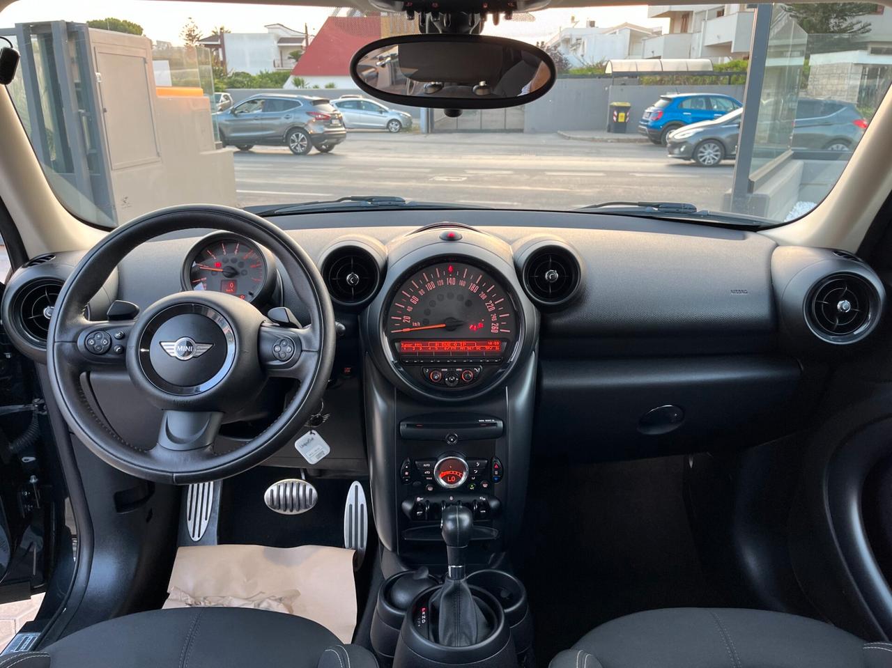 Mini Cooper SD Countryman Mini 2.0 143CV Automatic