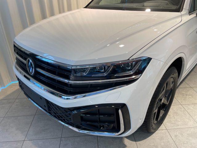 VOLKSWAGEN Touareg 3.0 V6 TDI R-Line GANCIO Park Assist Matrix Max