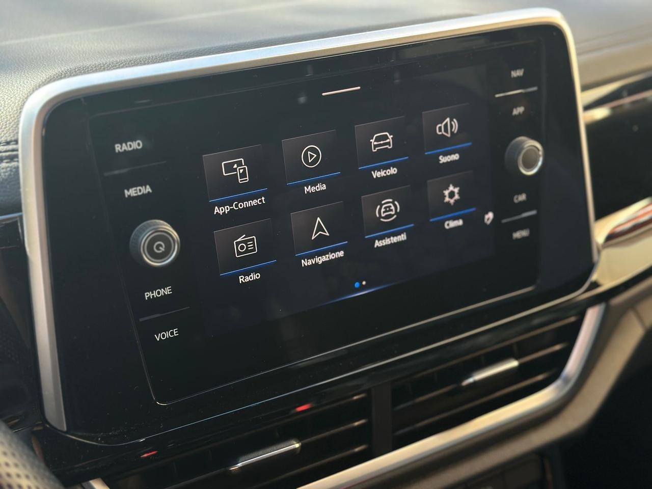 Volkswagen T-Roc 1.0 TSI R LINE #11172