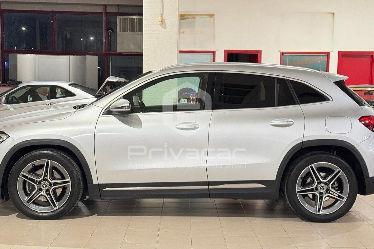 MERCEDES GLA 200 d Automatic Premium