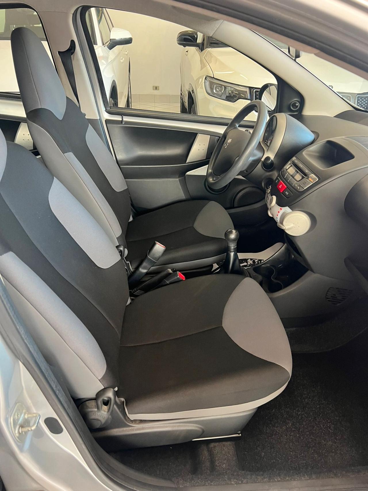 Peugeot 107 1.0 68CV 5p. Active