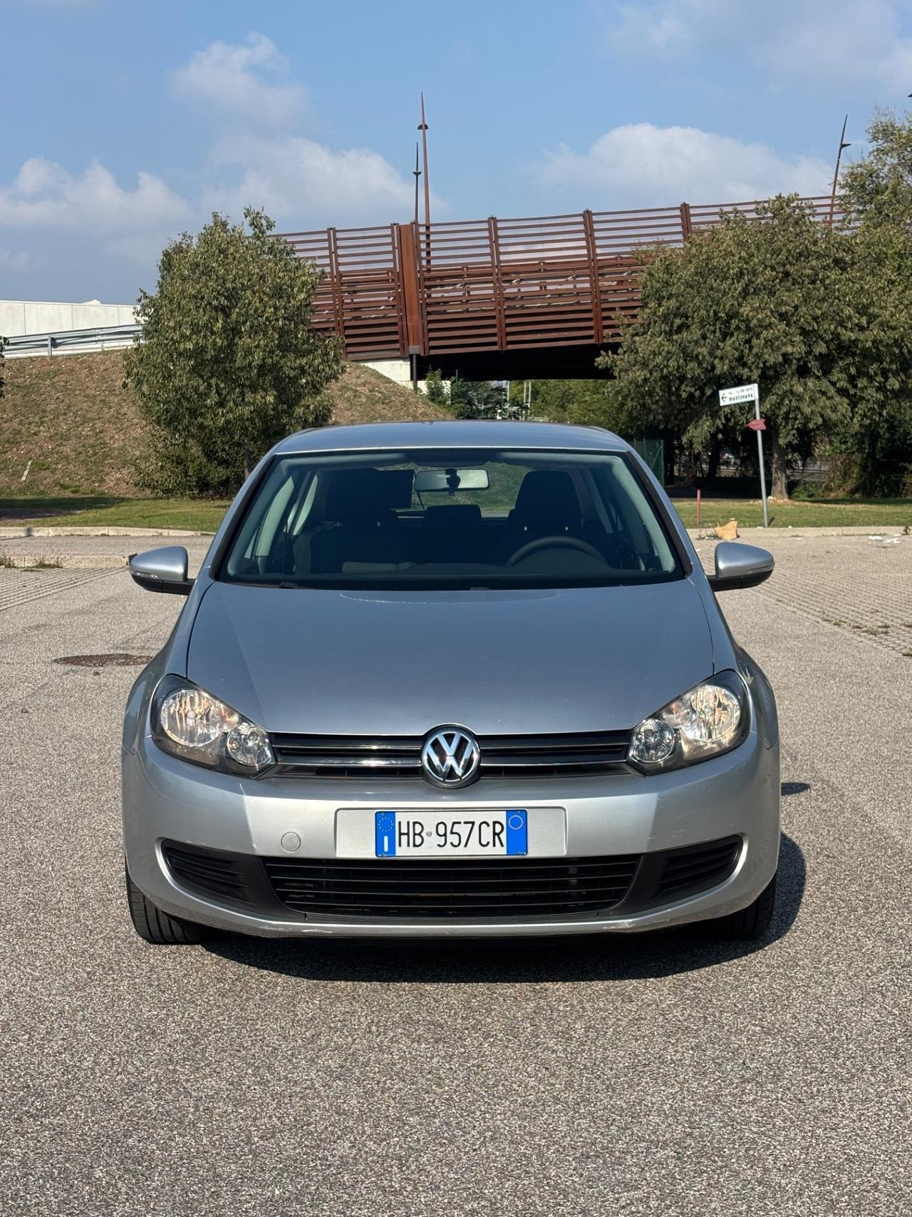 Volkswagen Golf 1.6 TDI DPF 5p. Highline