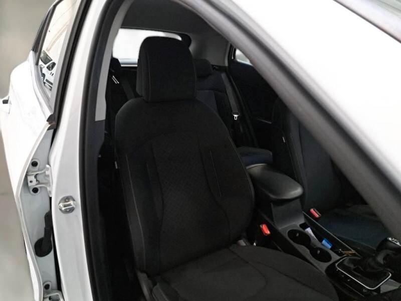 Kia Sportage 1.6CRDI MHEV136CV6MBUSINESSPREZZOSENZAVINCOLIUNIPRO'ITALIANAFATTURABILE️GARANZ