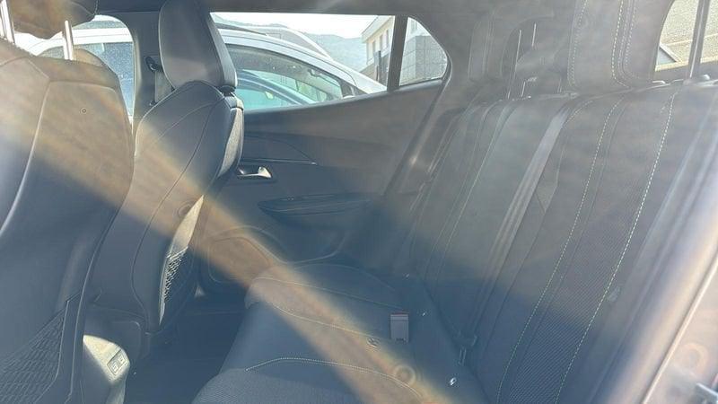 Peugeot 2008 130 EAT8 GT S/S
