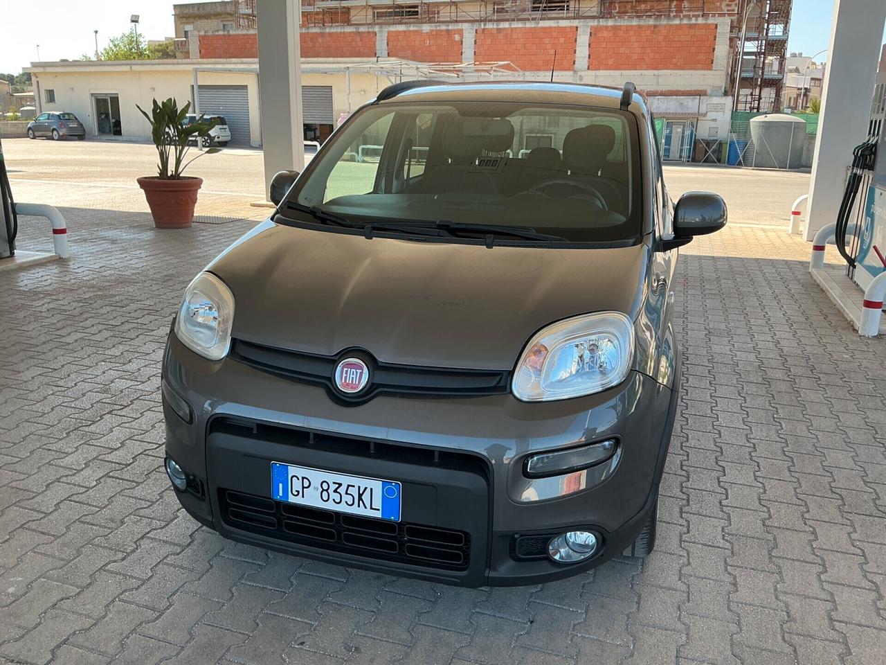 Fiat Panda 1.0 FireFly S&S Hybrid Garmin