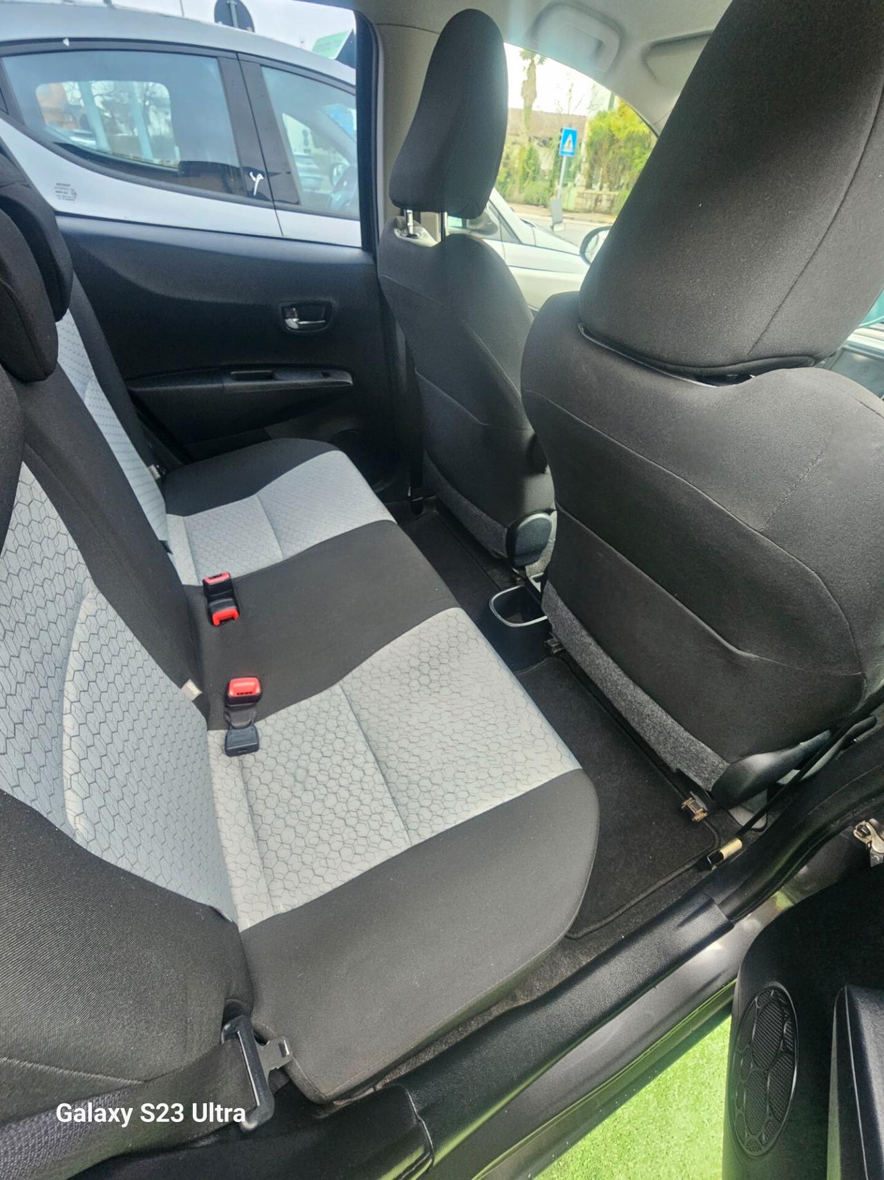 Toyota Yaris 1.0 5 porte Lounge