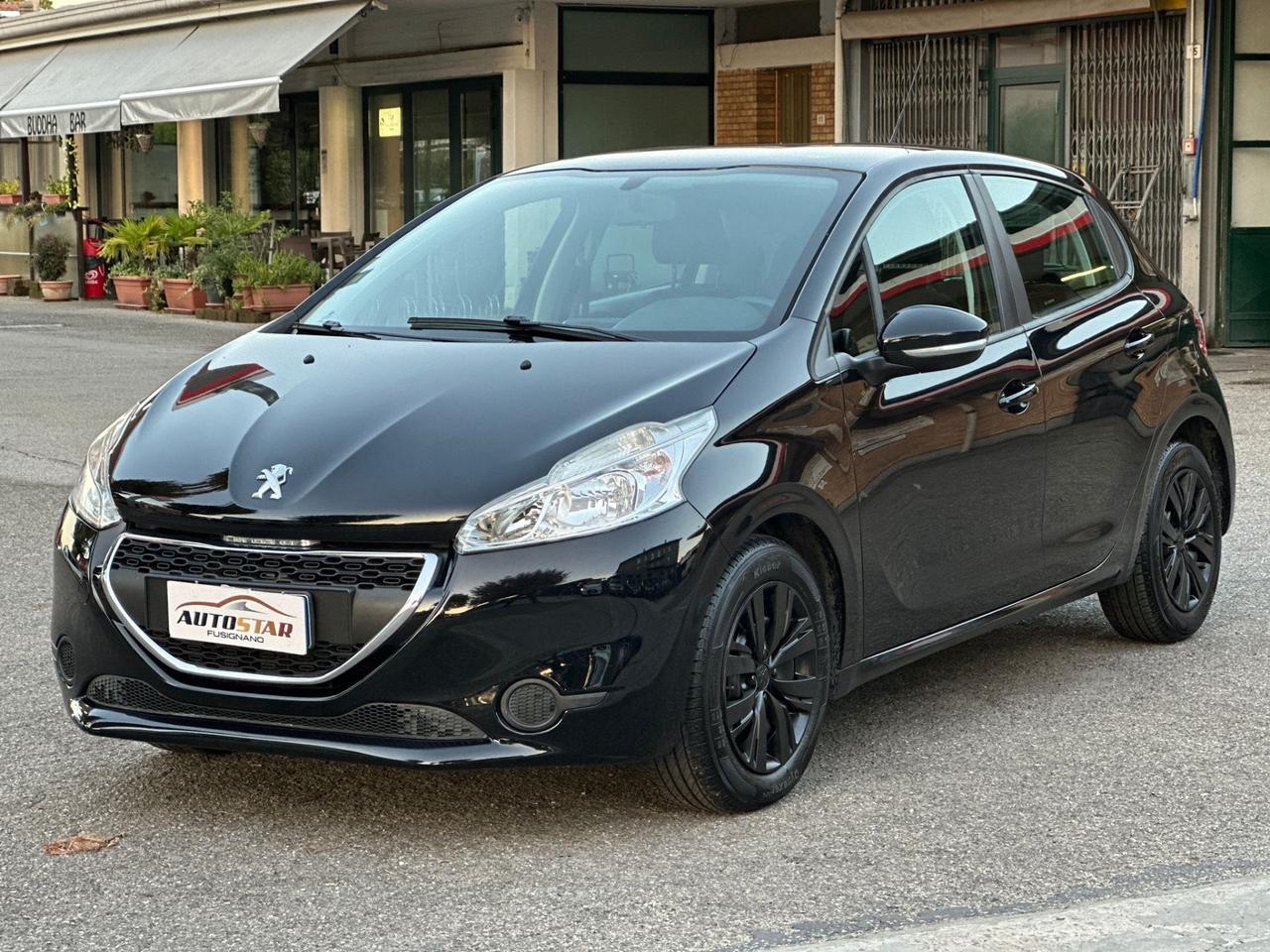 Peugeot 208 1.4 e-HDi 68CV Stop&Start 5 porte Allure 2013