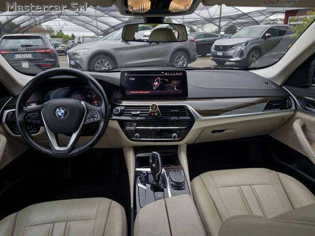 BMW 540 LCI 540d mhev 48V xdrive Luxury auto - GG154PZ
