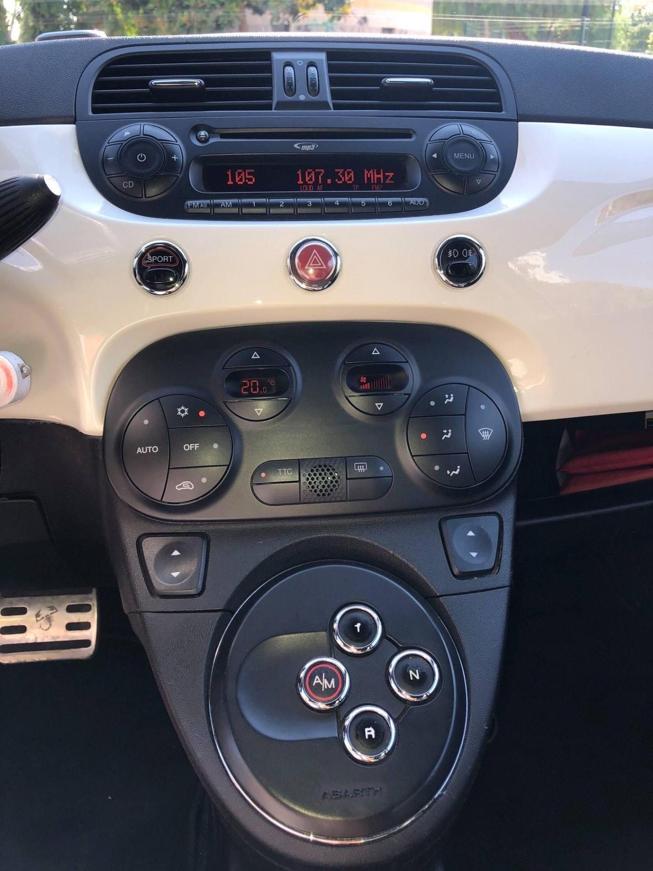 FIAT 500 C Abarth 1.4 Turbo T-Jet MTA