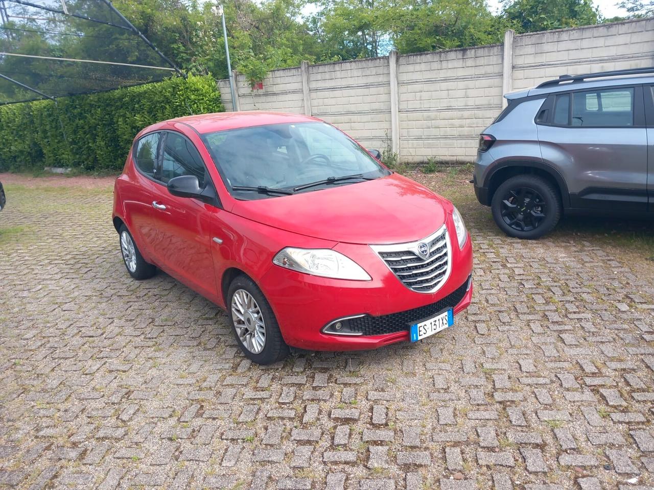 Lancia Ypsilon 1.3 MJT 16V 95 CV 5 porte S&S Silver