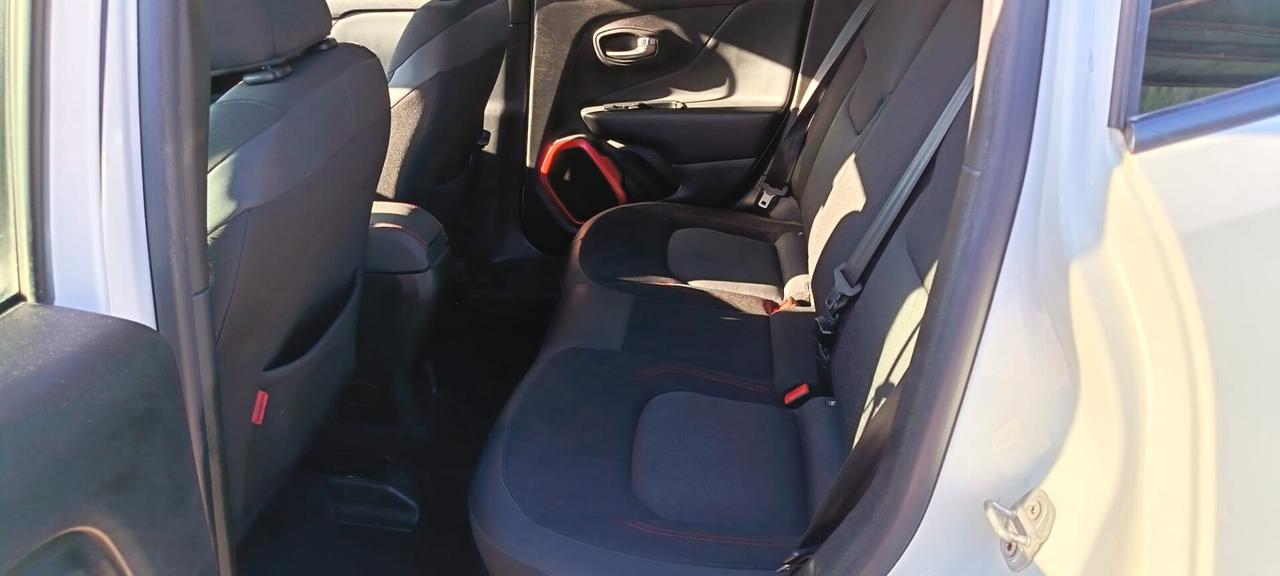 Jeep Renegade 2.0 Mjt 170CV 4WD Active Drive Low Trailhawk