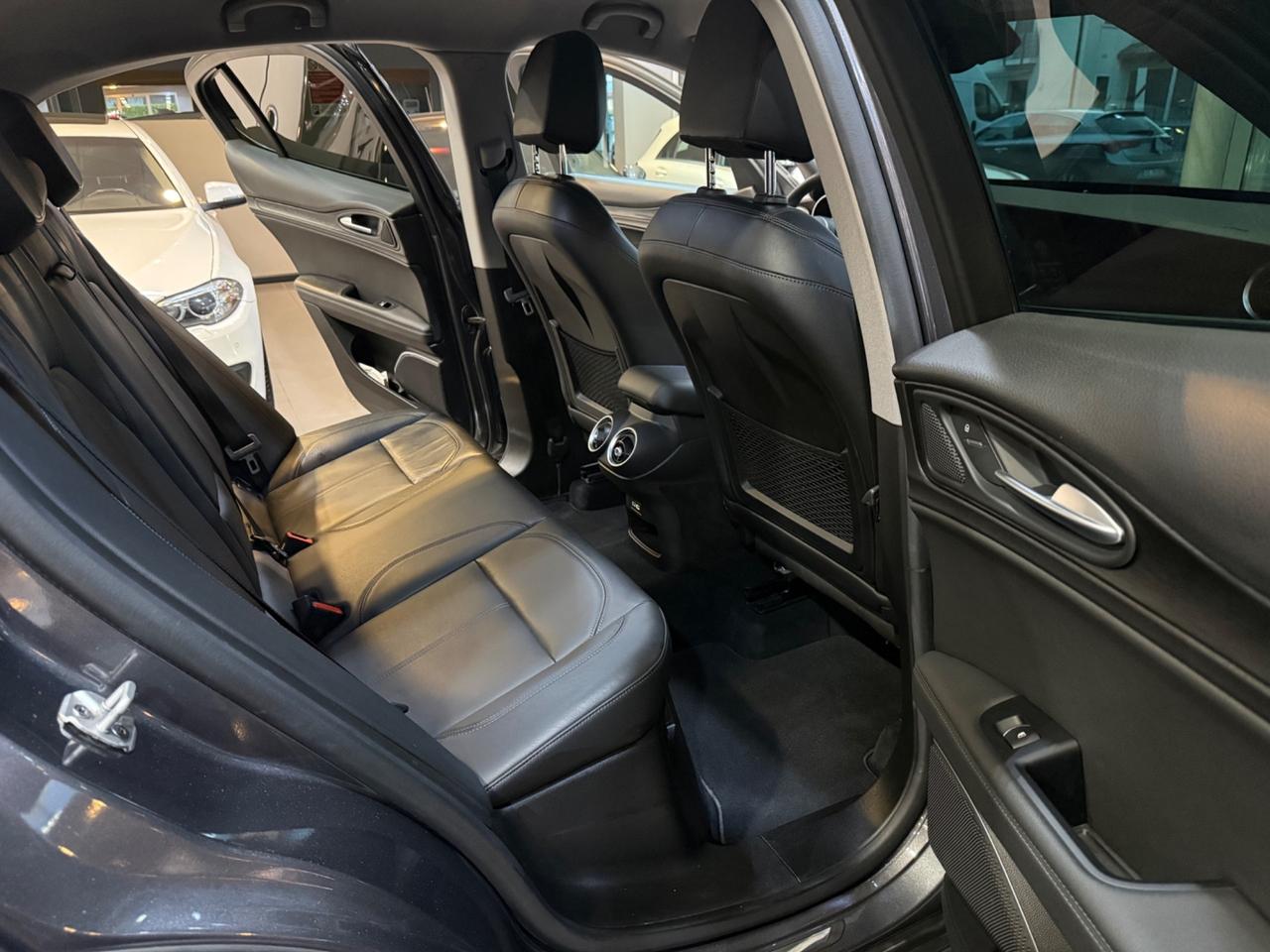 Alfa Romeo Stelvio 2.2 Turbodiesel 210 CV AT8 Q4 Business