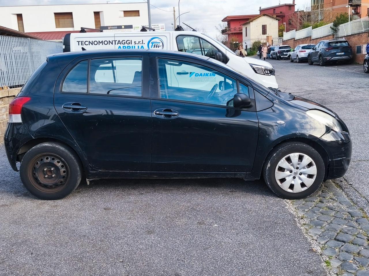 Toyota Yaris 1.3 5 porte