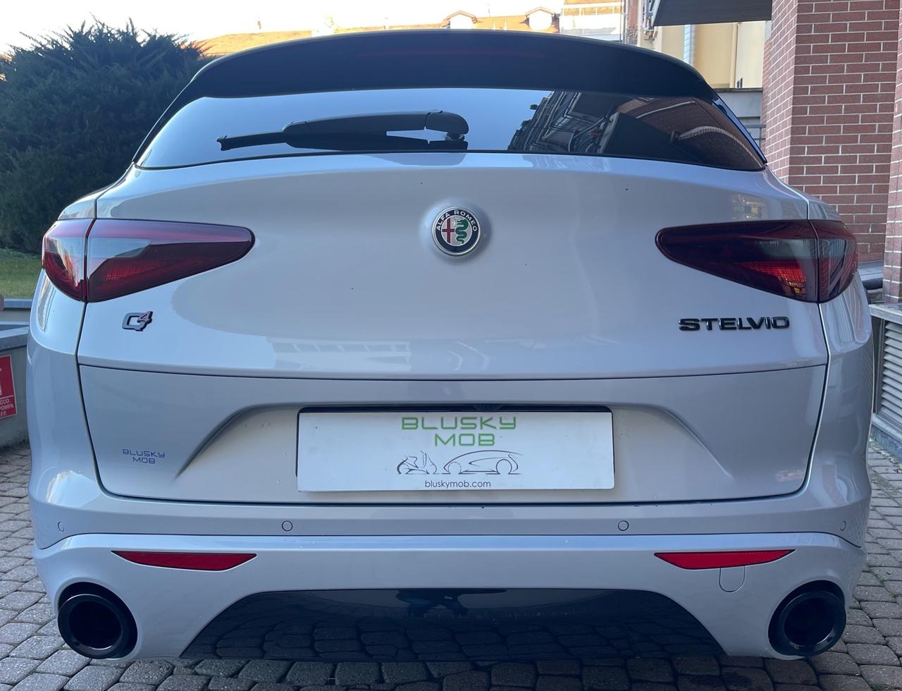 Alfa Romeo Stelvio 2.2 Turbodiesel 210 CV AT8 Q4 Veloce