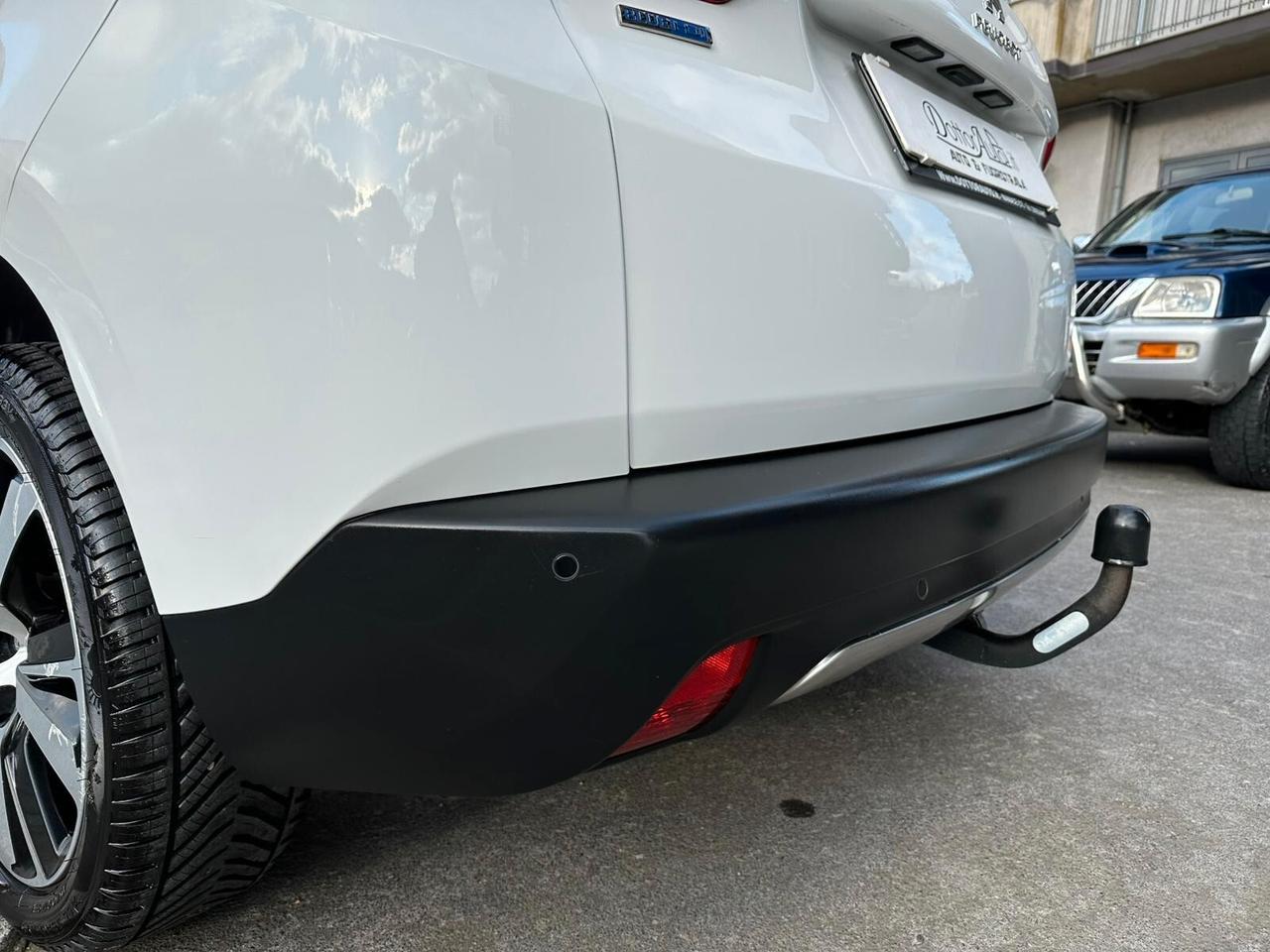 Peugeot 2008 BlueHDi 100 Allure