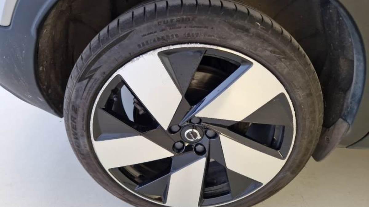 VOLVO C40 Recharge Twin Motor Awd 1St Edition
