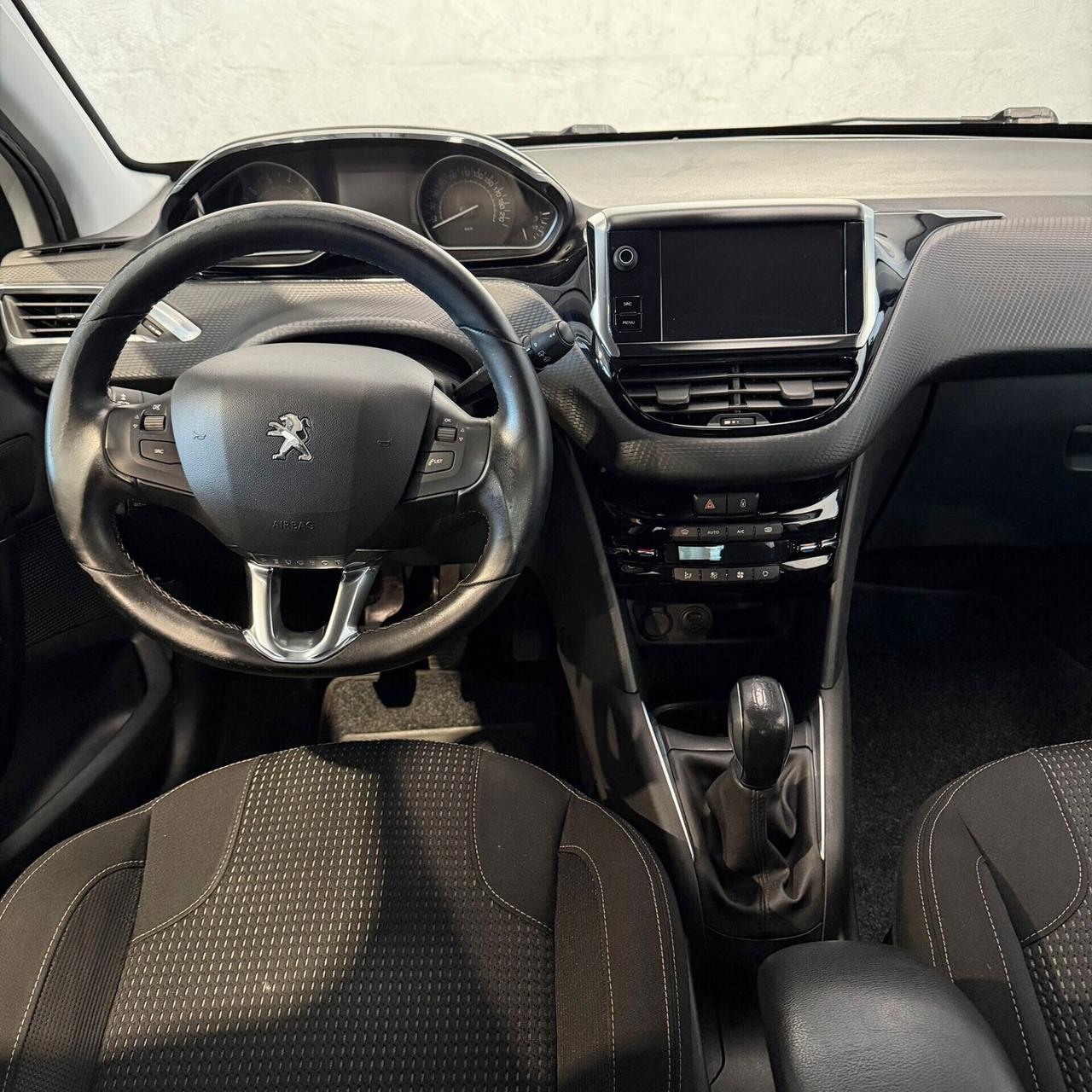 Peugeot 208 1.2 BENZINA ALLURE