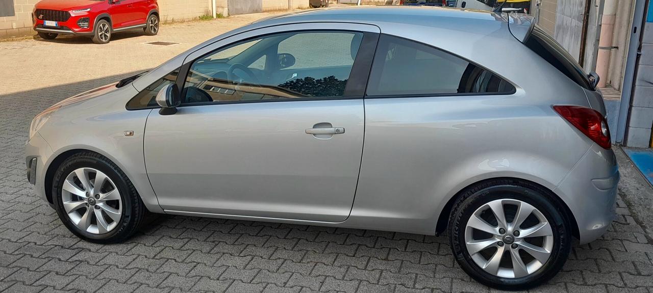 Opel Corsa 1.2 Elective Benz.Gpl NeopatentatiOK
