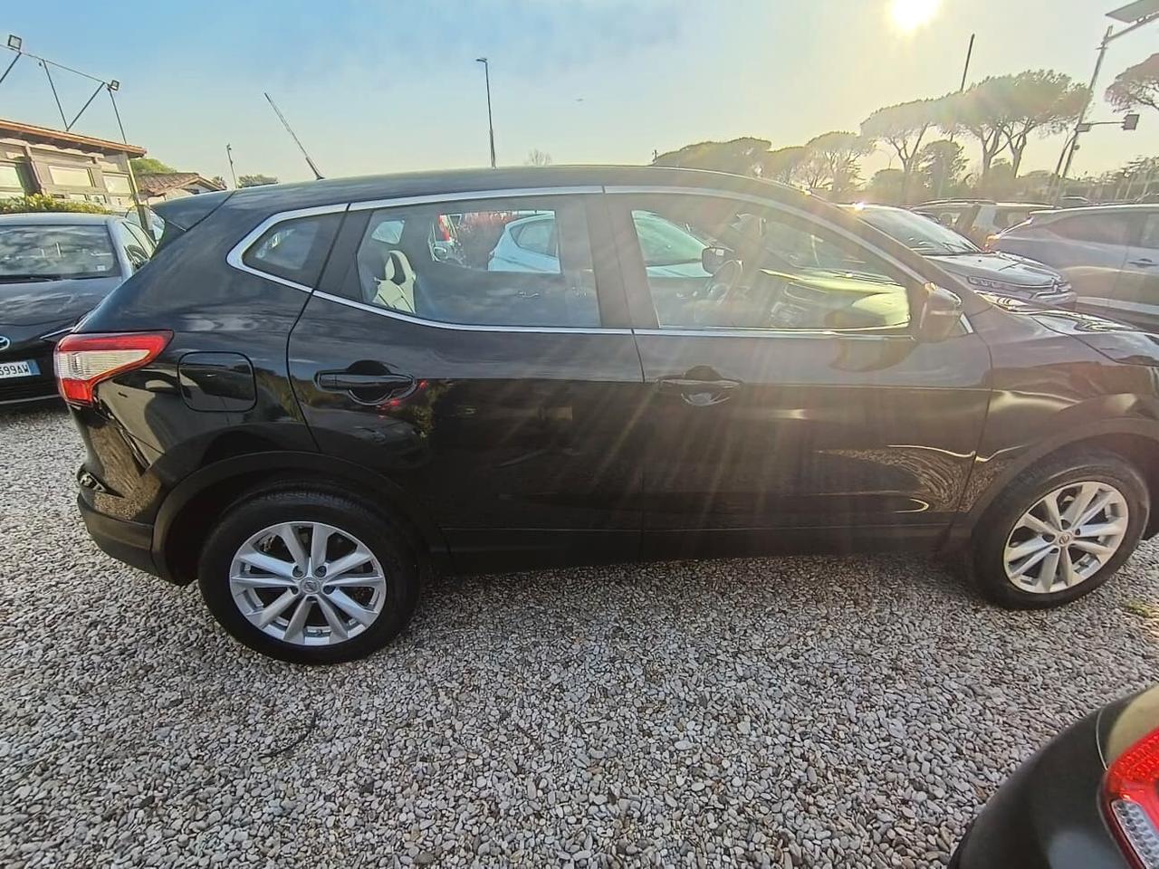 Nissan Qashqai 1.5 dCi Business