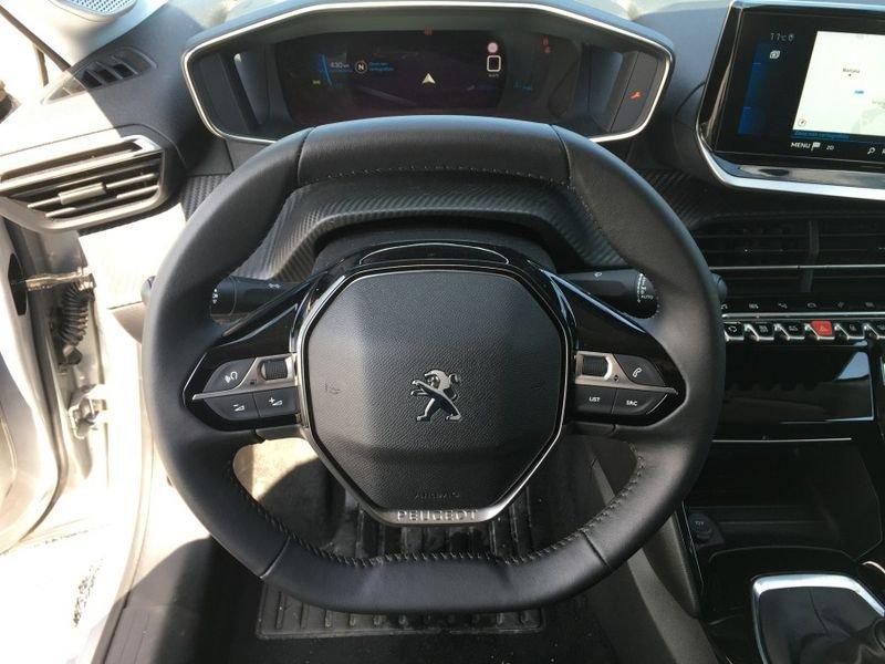 Peugeot 208 PureTech 100 Allure Pack I-COCKPIT 3D+NAVI+CAMERA