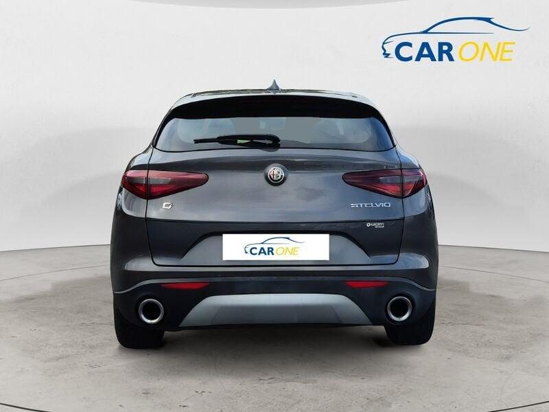 Alfa Romeo Stelvio 2.2 Turbodiesel 190 CV AT8 RWD Business