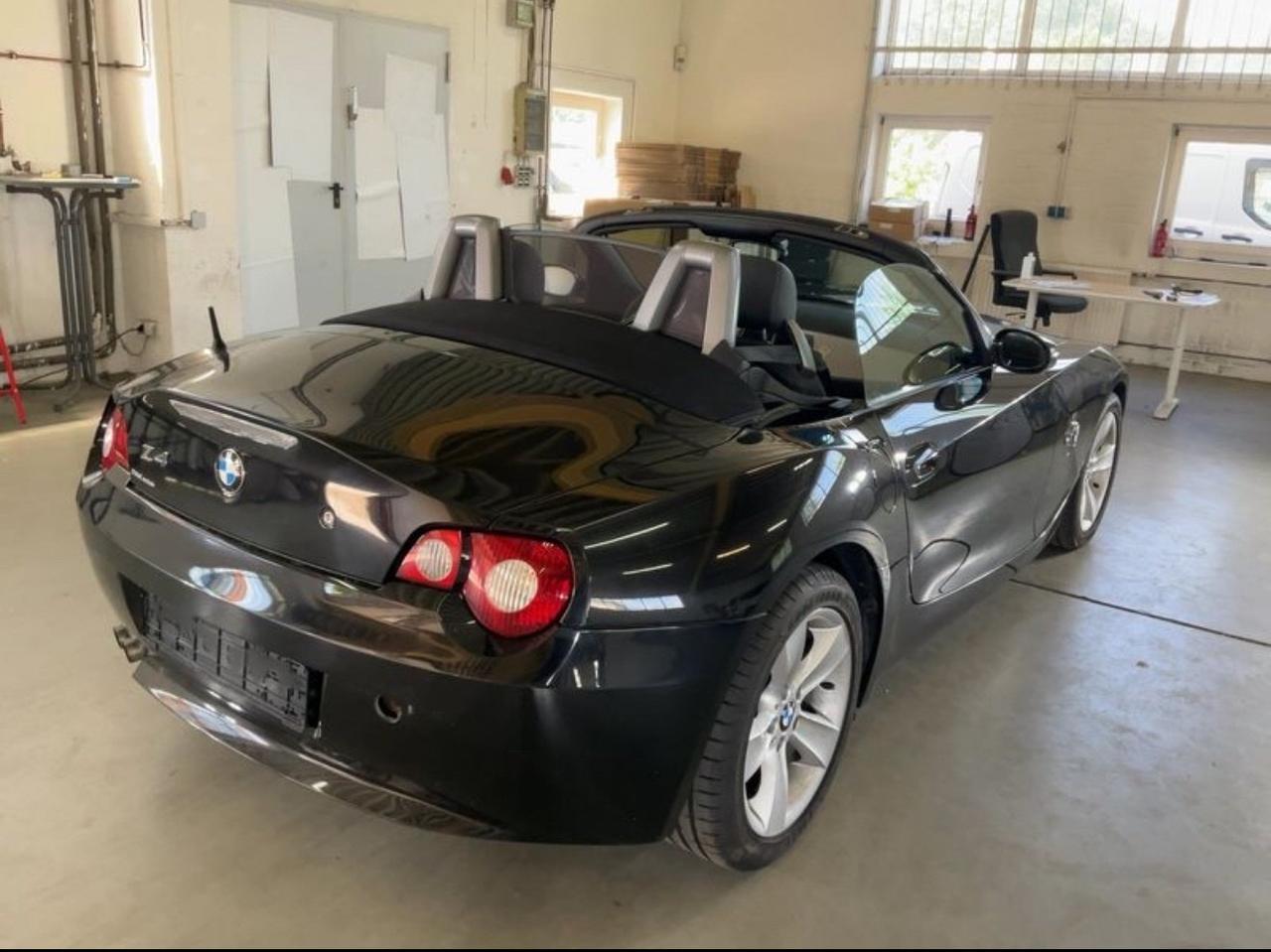 Bmw Z4 MANUALE-ASI-2.2 6CILINDRI-GARANZIA