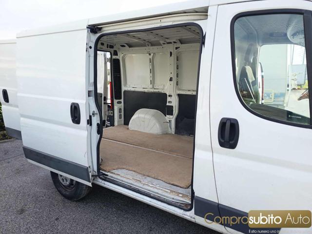 PEUGEOT Boxer 328 2.0d Furgone + IVA 22% (catena saltata)