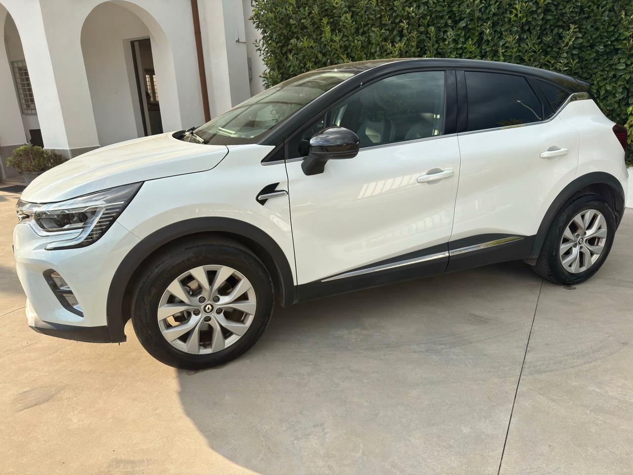 Renault Captur Full Hybrid E-Tech 145 CV Intens