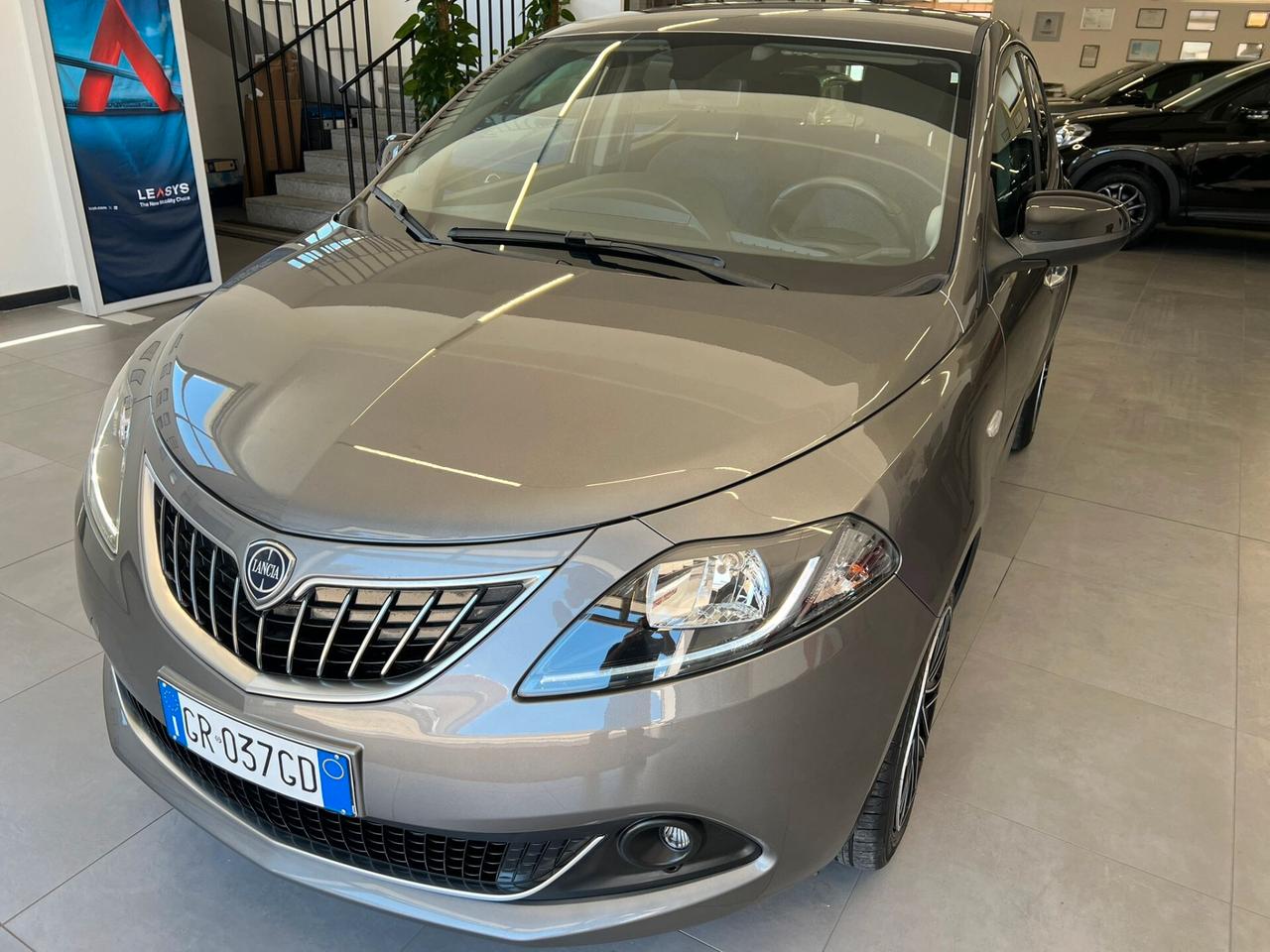 Lancia Ypsilon 1.0 FireFly 5 porte S&S Hybrid Ecochic Gold