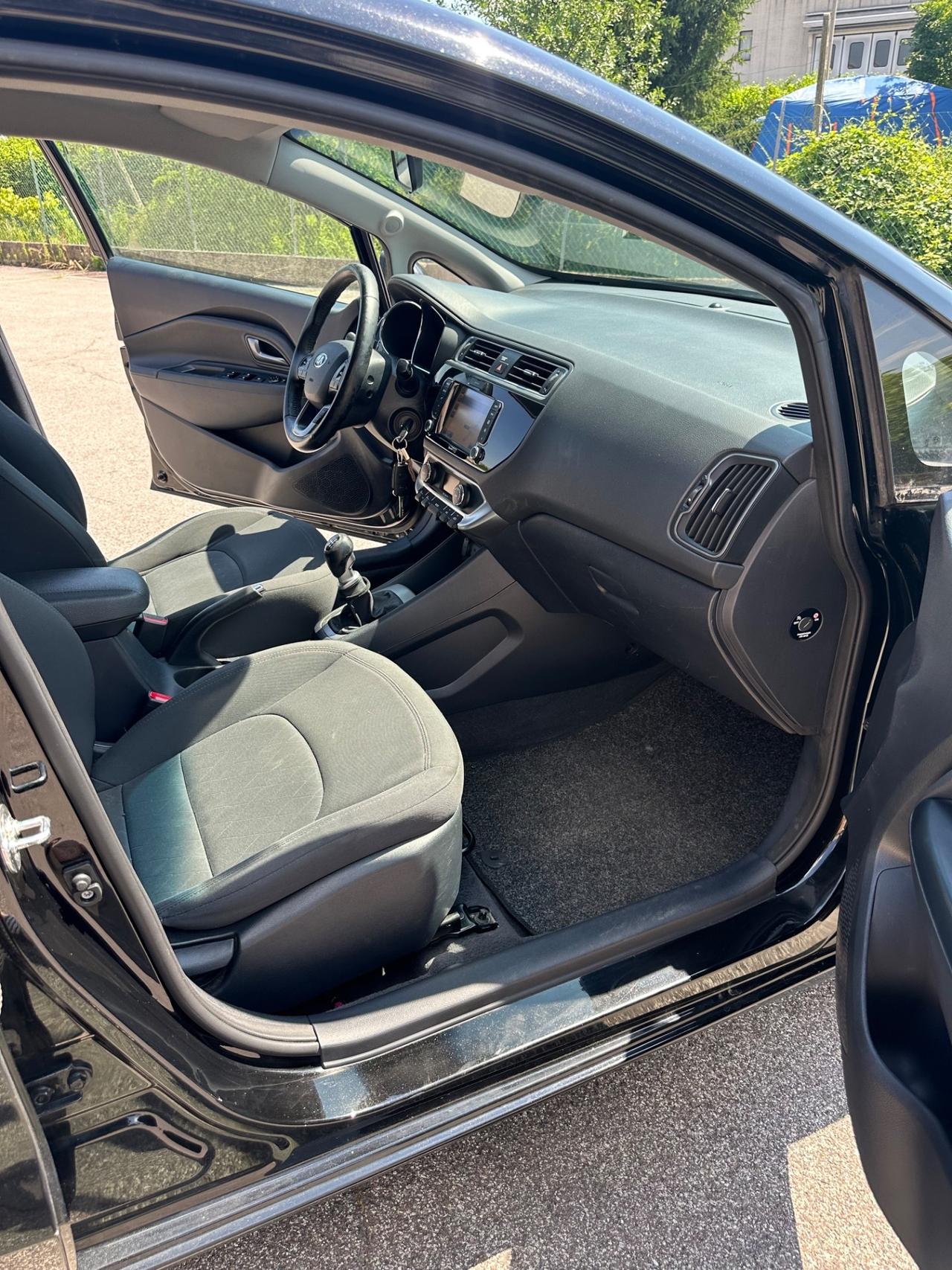 Kia Rio 1.1 CRDi 5p.S&S High Tech